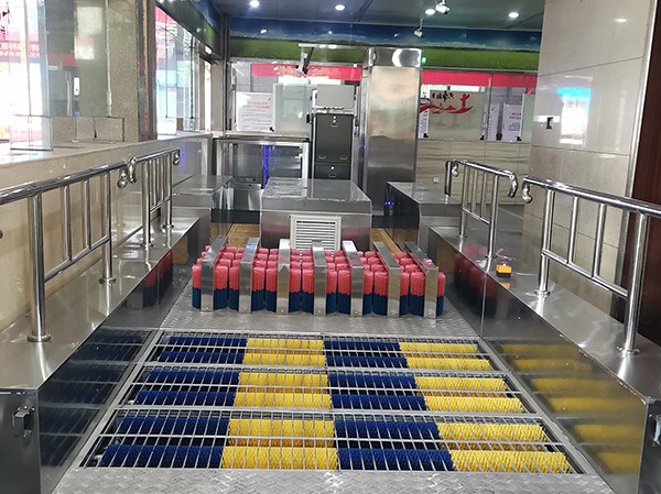 礦用全自動洗靴機